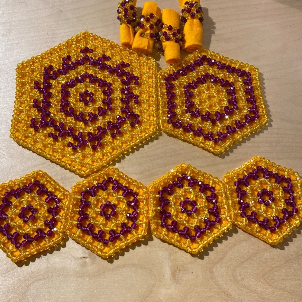 Handcrafted Bead Table Setting (LE) - Picture 13 of 16